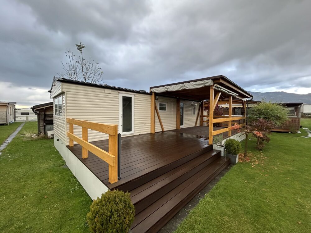 Inkl. riesiger, gepflegter Terrasse