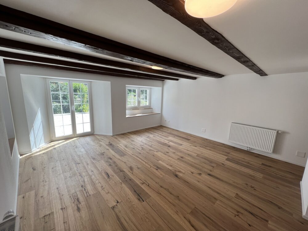 Terrassenzugang mit viel Licht und Sonne