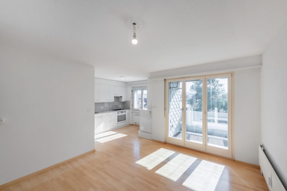 Tolle Küche  mit schöner Aussicht und direktem Terrassenzugang