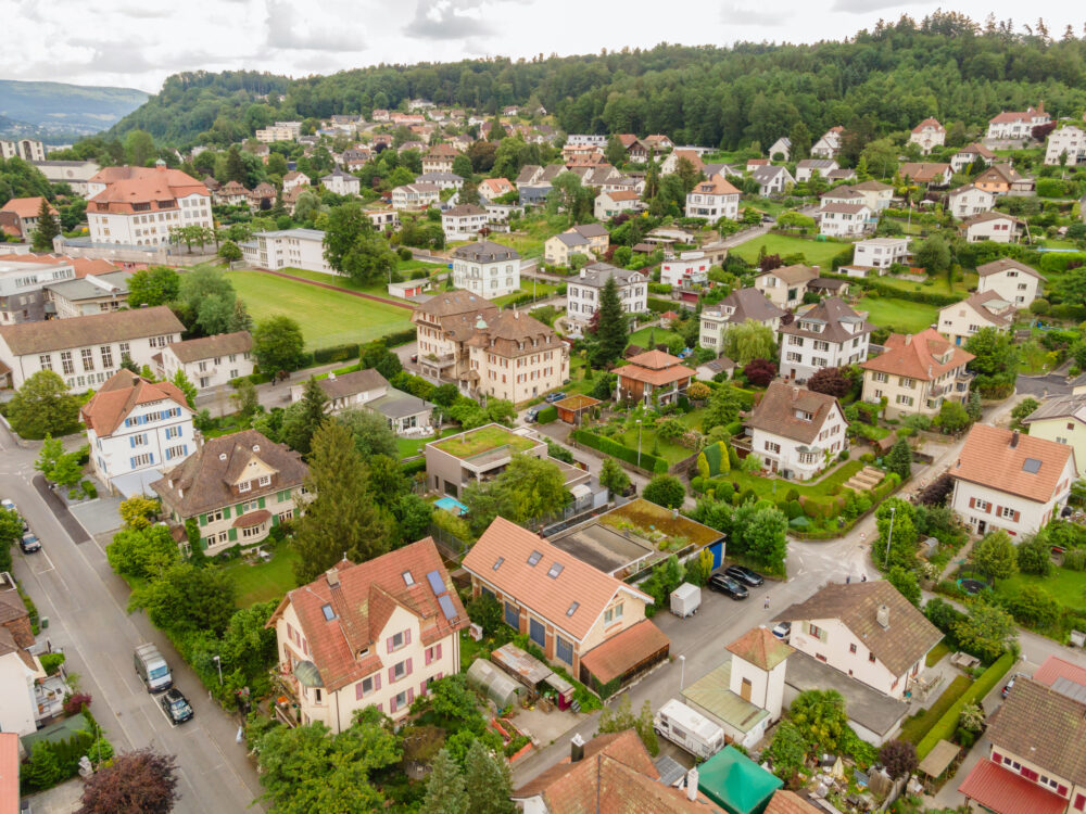 Vielseitig nutzbare Gewerbeeinheit – optimal gelegen für diskrete Nutzung