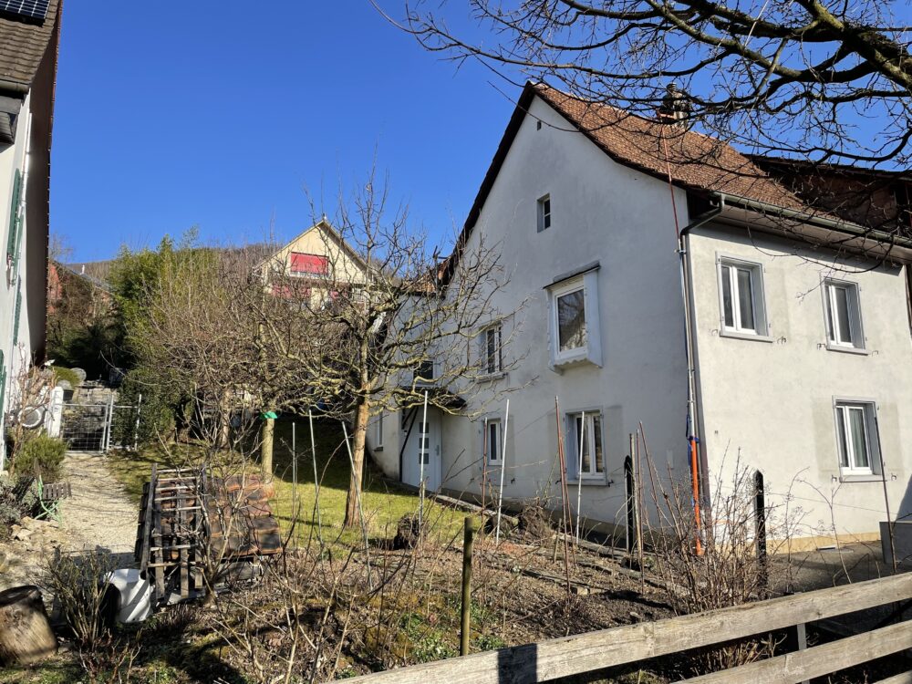Zentral gelegenes Bauparadies mit vielseitigem Potenzial