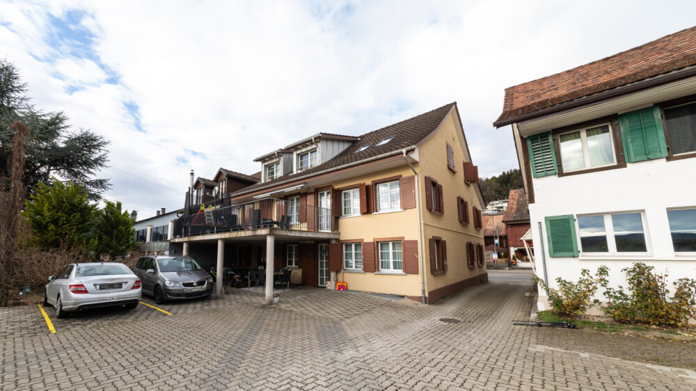 Ideal für Eigennutzer mit Weitblick – wohnen und vermieten an zentraler Lage in Eschlikon